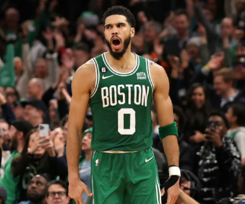  塔图姆末节爆发凯尔特人客场战胜热火止连败